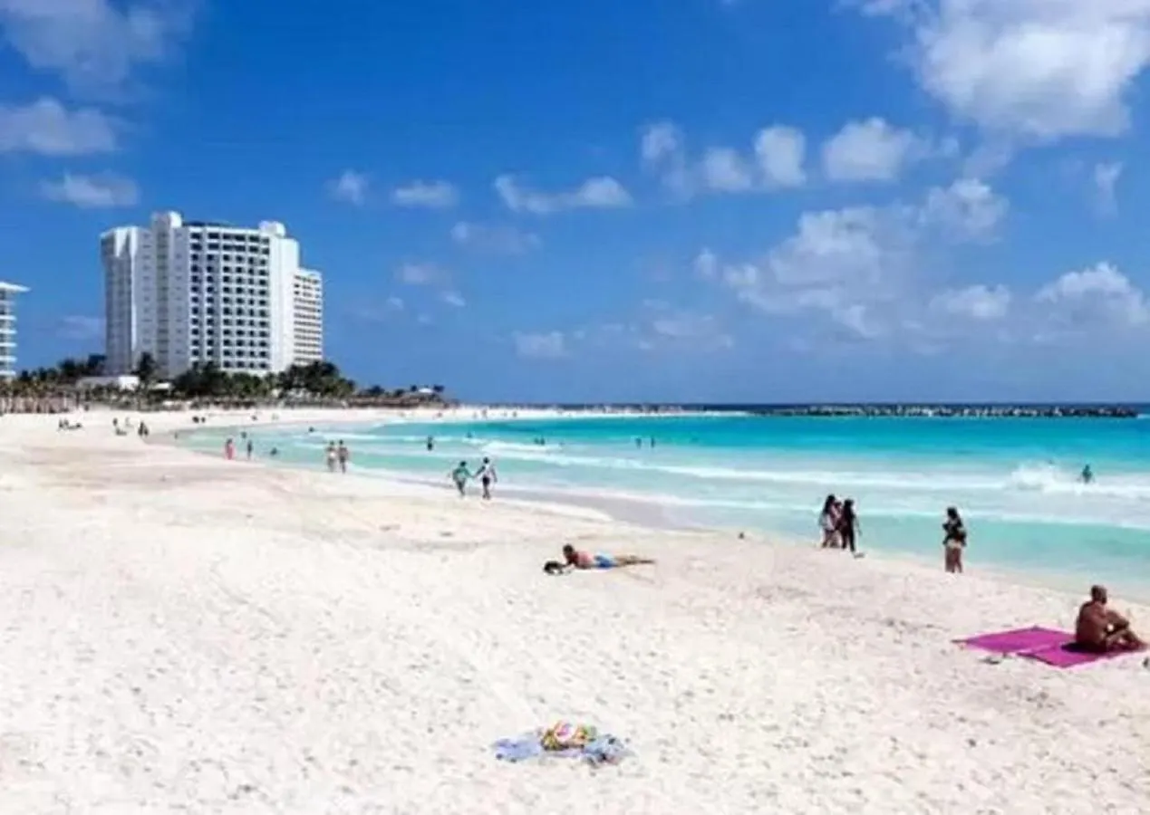 Cozy Ocean Front Penthouse At Marlin Beach Apartment Cancun